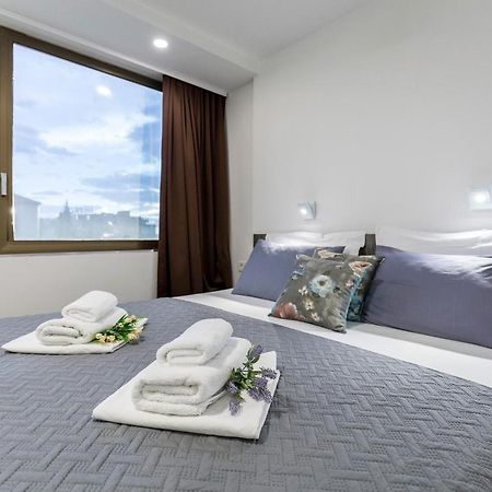 Apinelo Tower Rooms Split Exterior foto