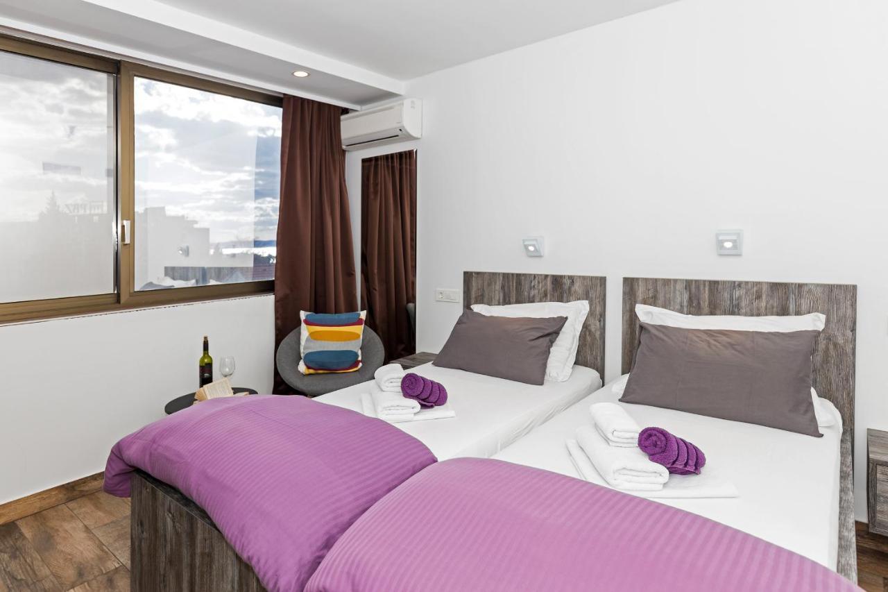 Apinelo Tower Rooms Split Exterior foto