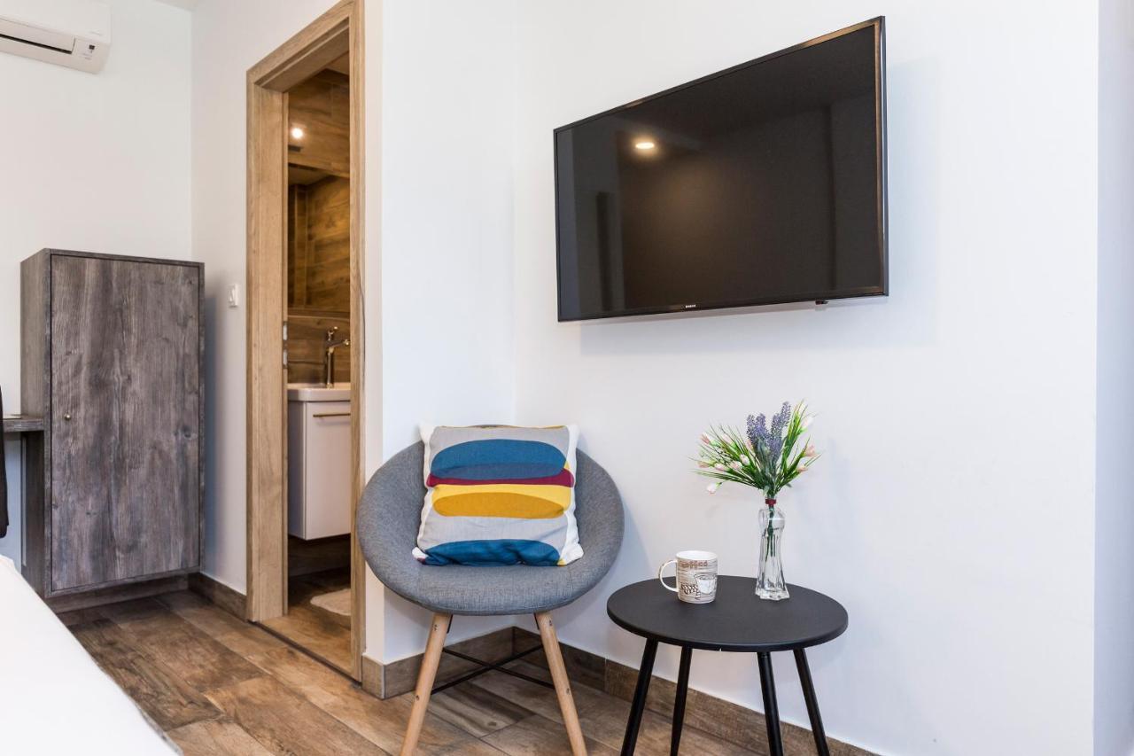 Apinelo Tower Rooms Split Exterior foto